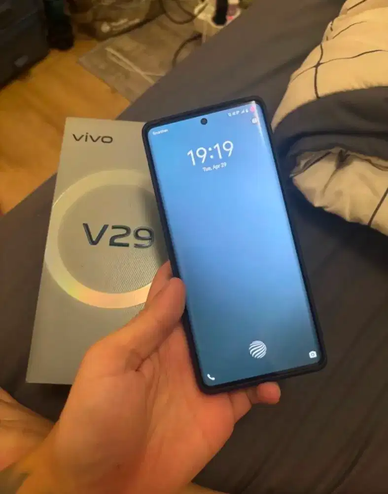 Vivo v29 black Mulus