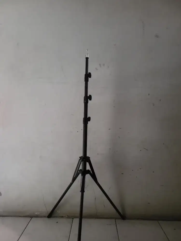 Light Stand Tripod Lampu Studio 245 cm Photography Lighting Bekas