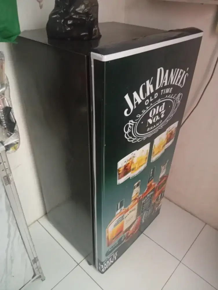 Kulkas Sharp 1 pintu