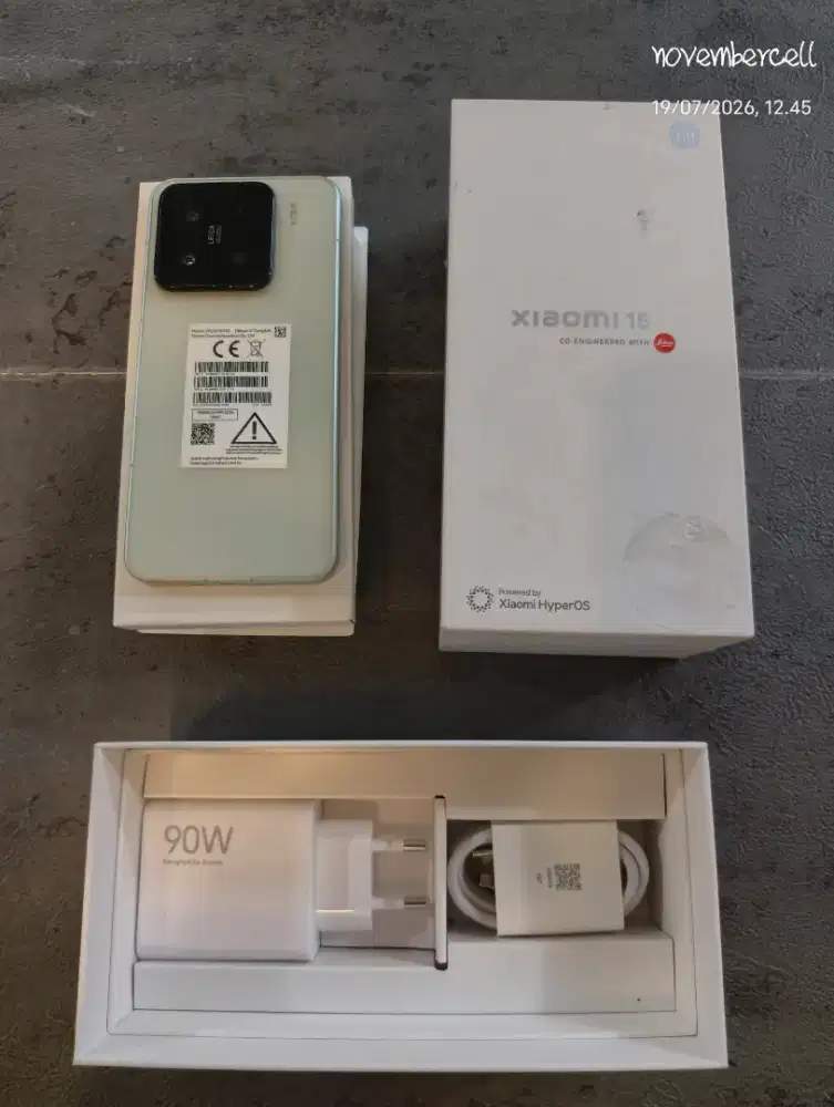 xiaomi 15 512GB green mulus fullset garansi resmi sampai 2027