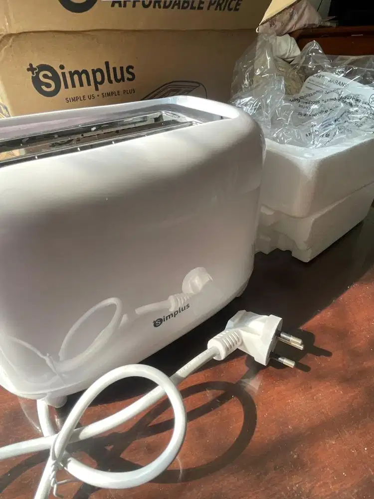 Simplus Toaster / Panggangan Roti