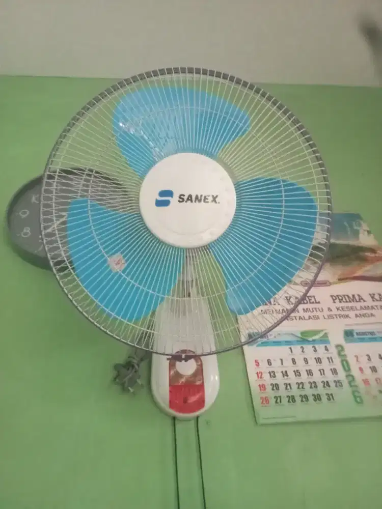 Kipas angin dinding 16 inch sanex normal siap pakai nego tipis