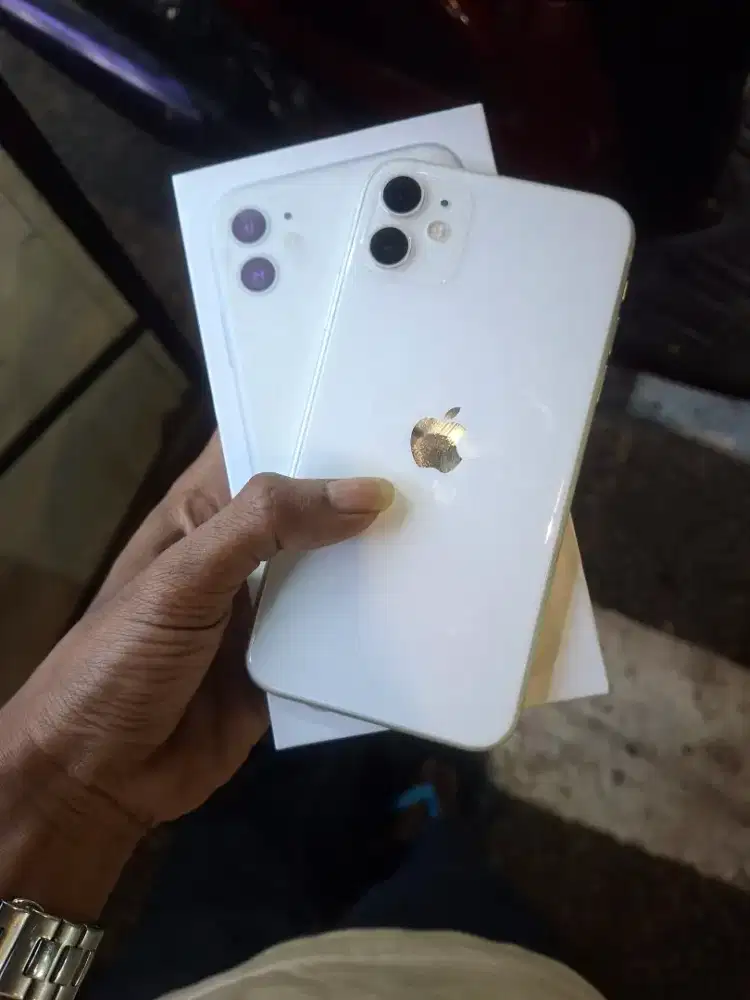 IPhone 11 64gb inter