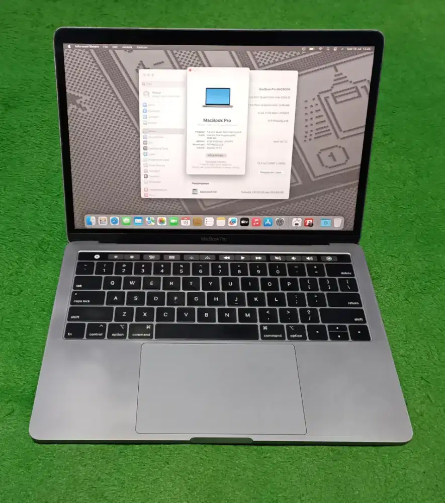 Apple Macbook Pro 2019 13inch i5 8/256 GB Grey Murah