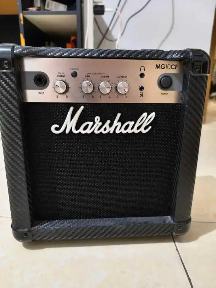 Marshall MG10CF / ampli Gitar
