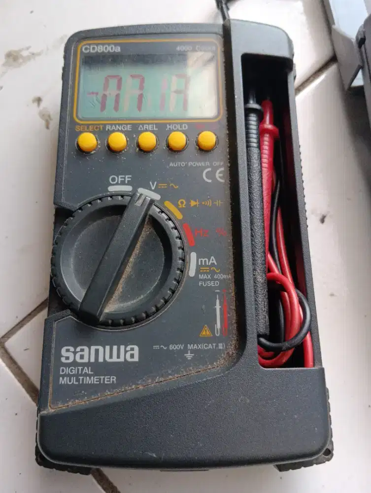 Multitester digital sanwa