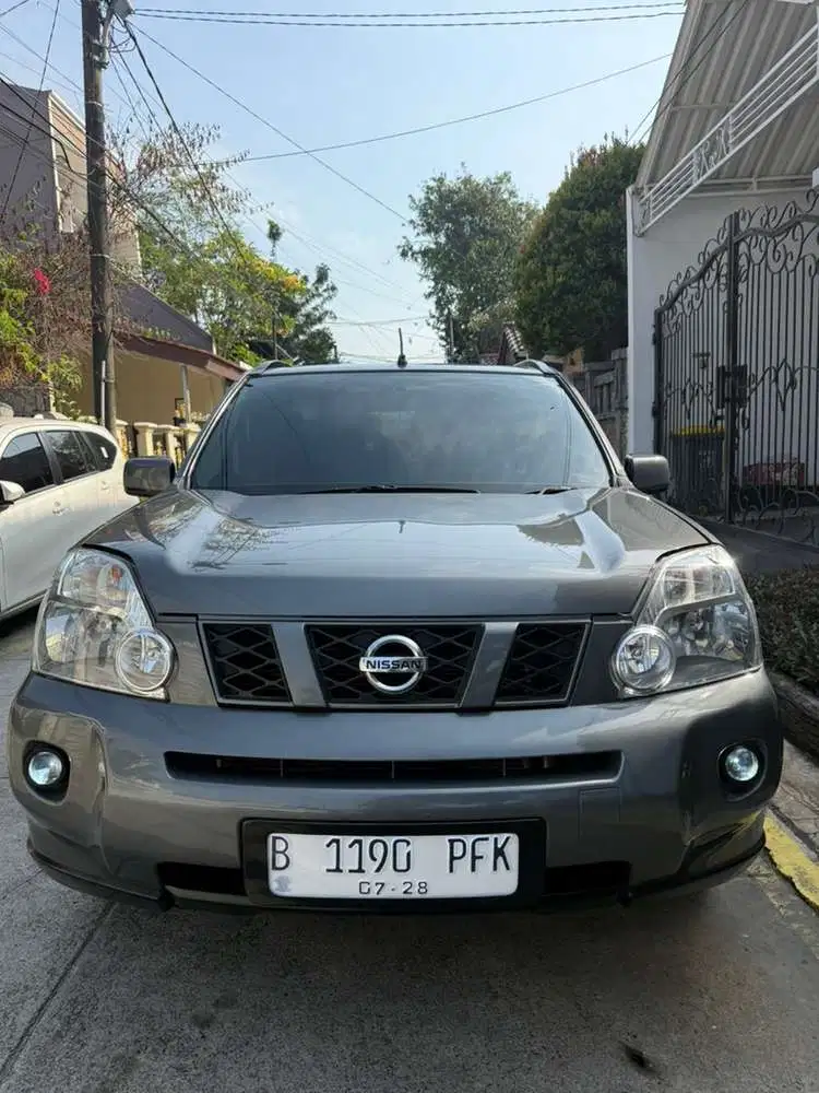 Nissan X-Trail 2009 Bensin