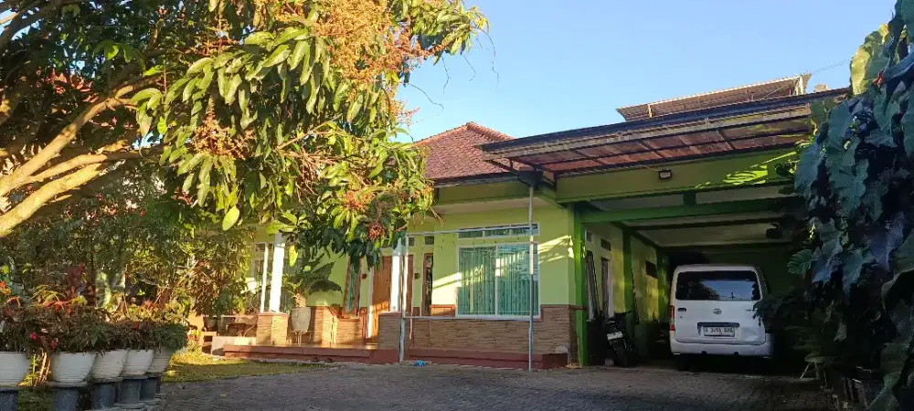 Dijual rumah bisa jadi villa juga
