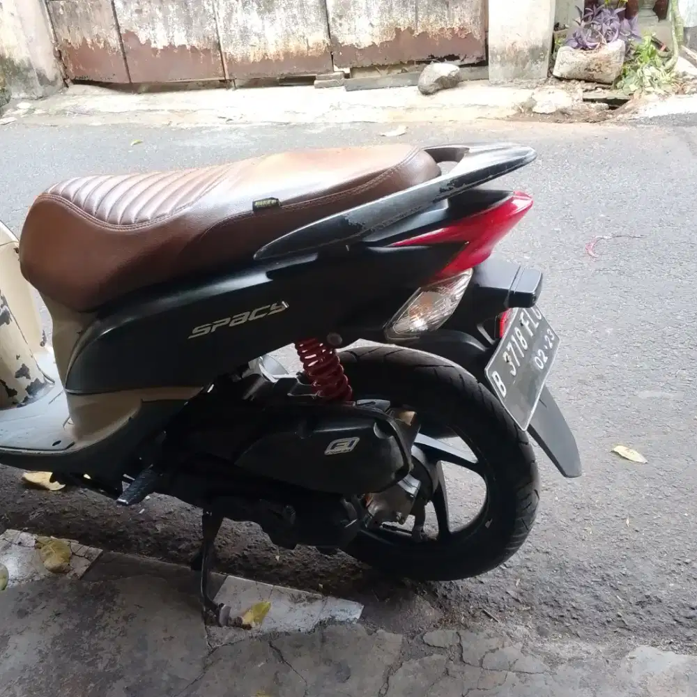 Honda spacy 2013 FI