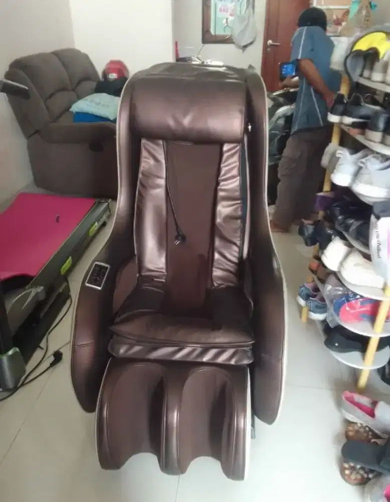 Kursi pijat advance young 2