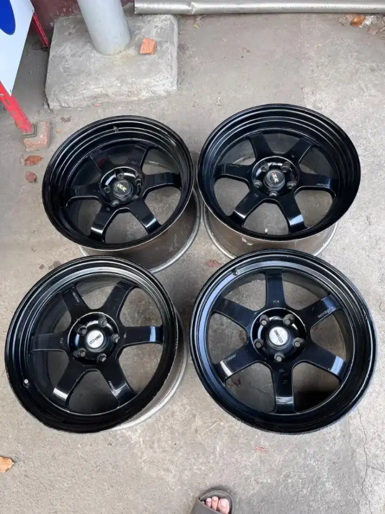 Velg te37 ring 18 lebar 8,5-9,5 pcd 5x114,3 ET 40-35