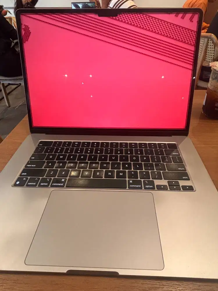 Macbook Air M2 16Inch 16 GB RAM 512 SSD (Nego)