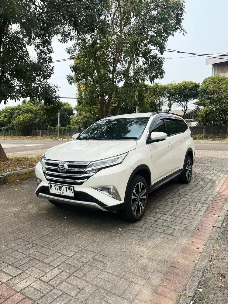 Daihatsu Terios R 1.5 AT 2019