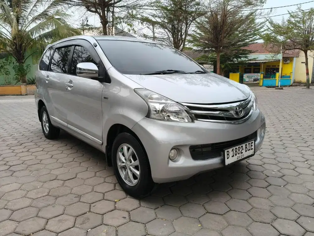 Jual cepat avanza veloz