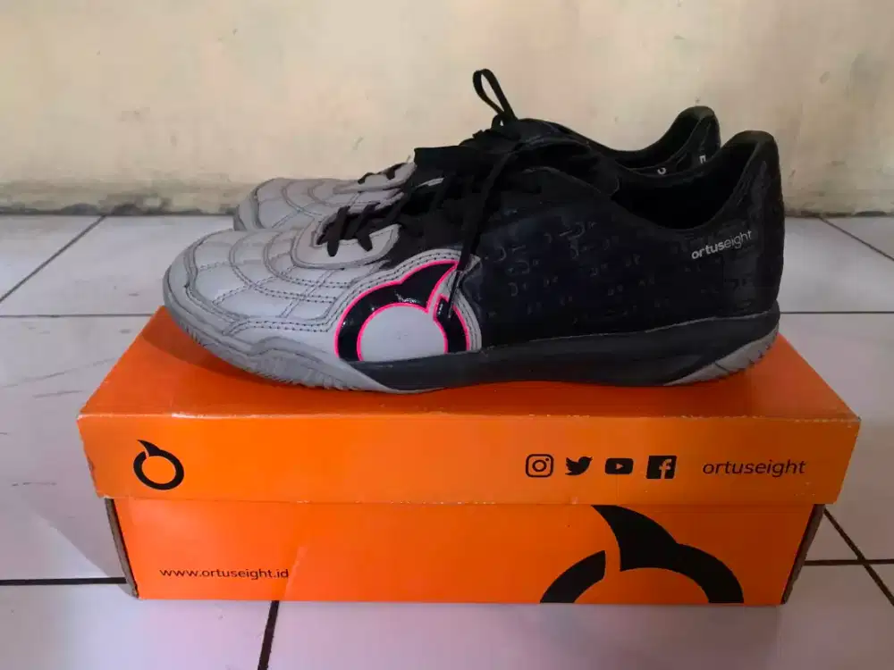 Sepatu Futsal Jogosala Trivela No.41