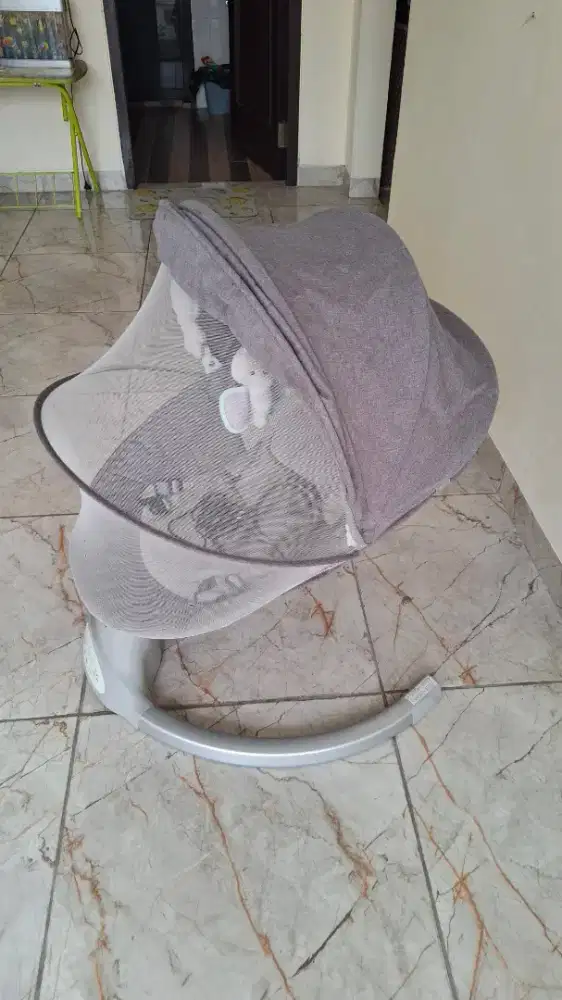 Ayunan Bayi seperti baru