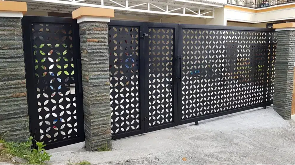 pintu pagar dorong motif cutting