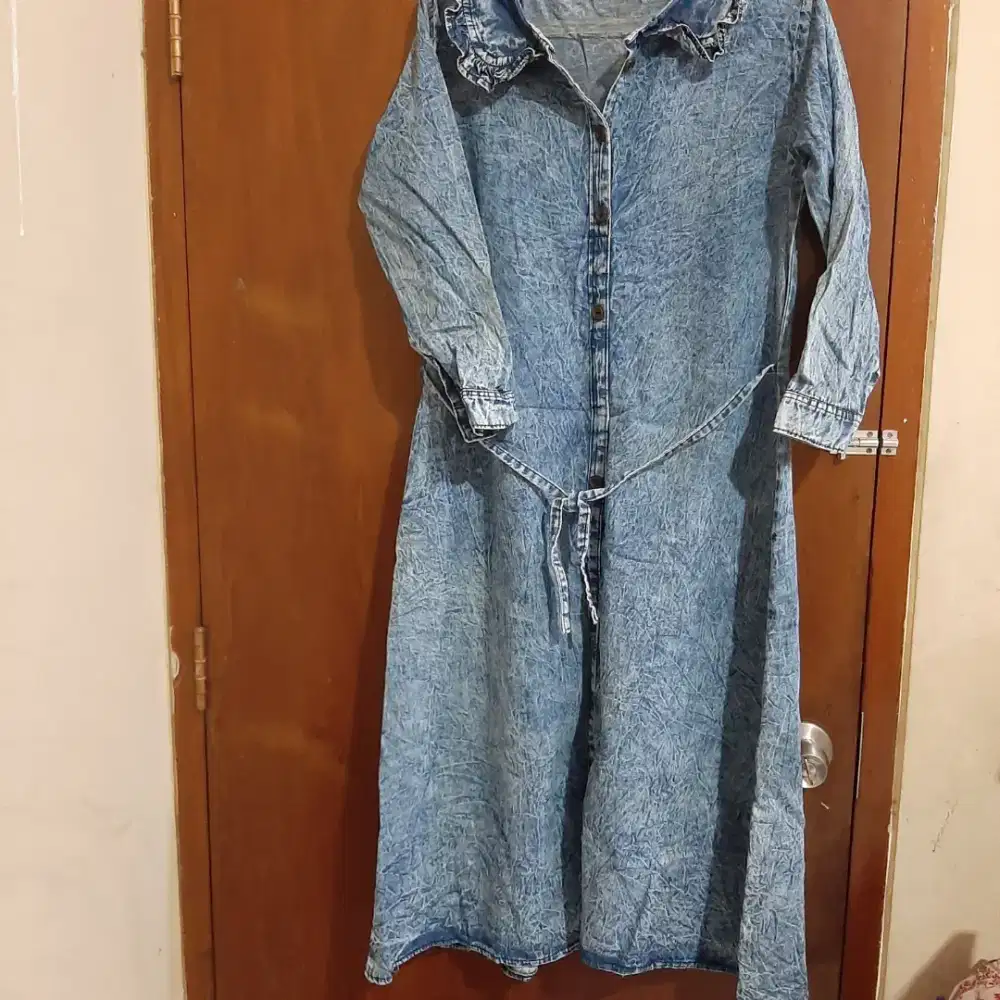 Dress jeans denim