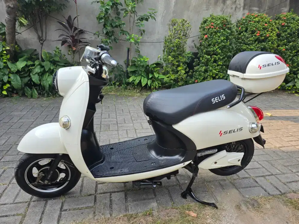 Sepeda listrik Selis Neo cakep mulus