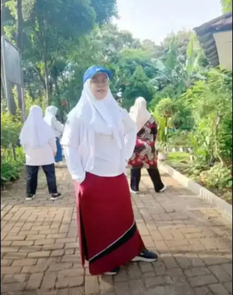 Saya mencari pekerjaan apa saja