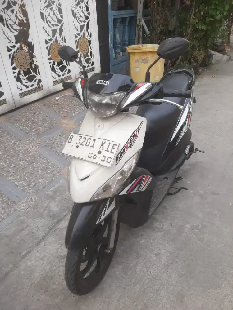 Yamaha Mio J 2012 ss lengkap mesin bagus plat Bekasi Kota,stater hidip