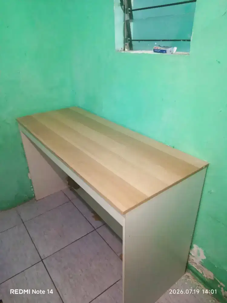 Meja Kerja & Belajar (PIRA Aruna DK120)