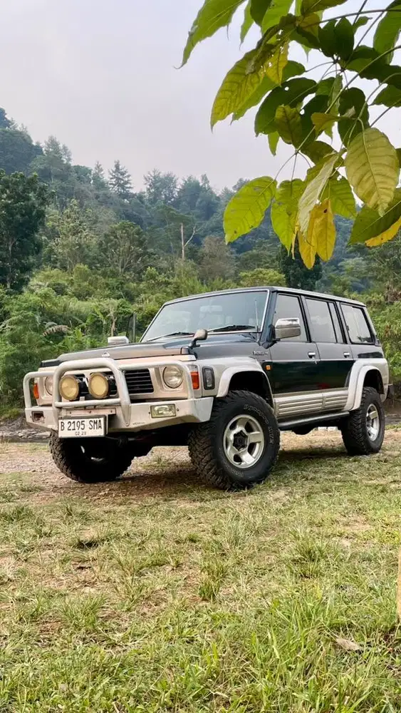Nissan Patrol 2000 Bensin