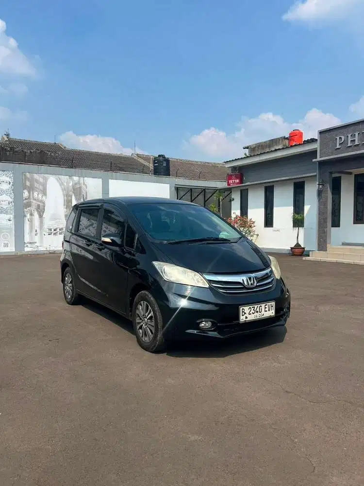 Honda Freed 2013 Bensin