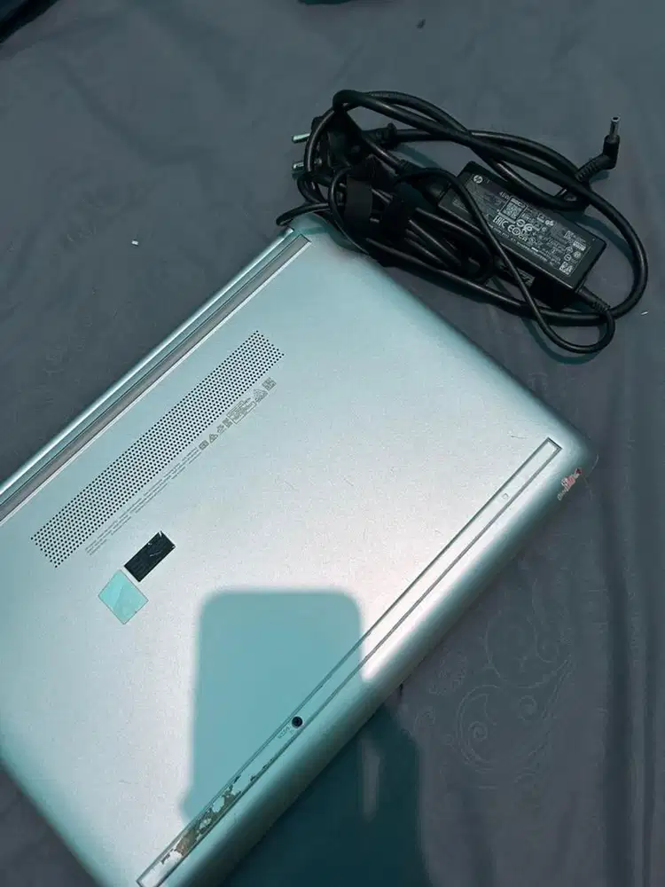 laptop dan tab silahkan japri