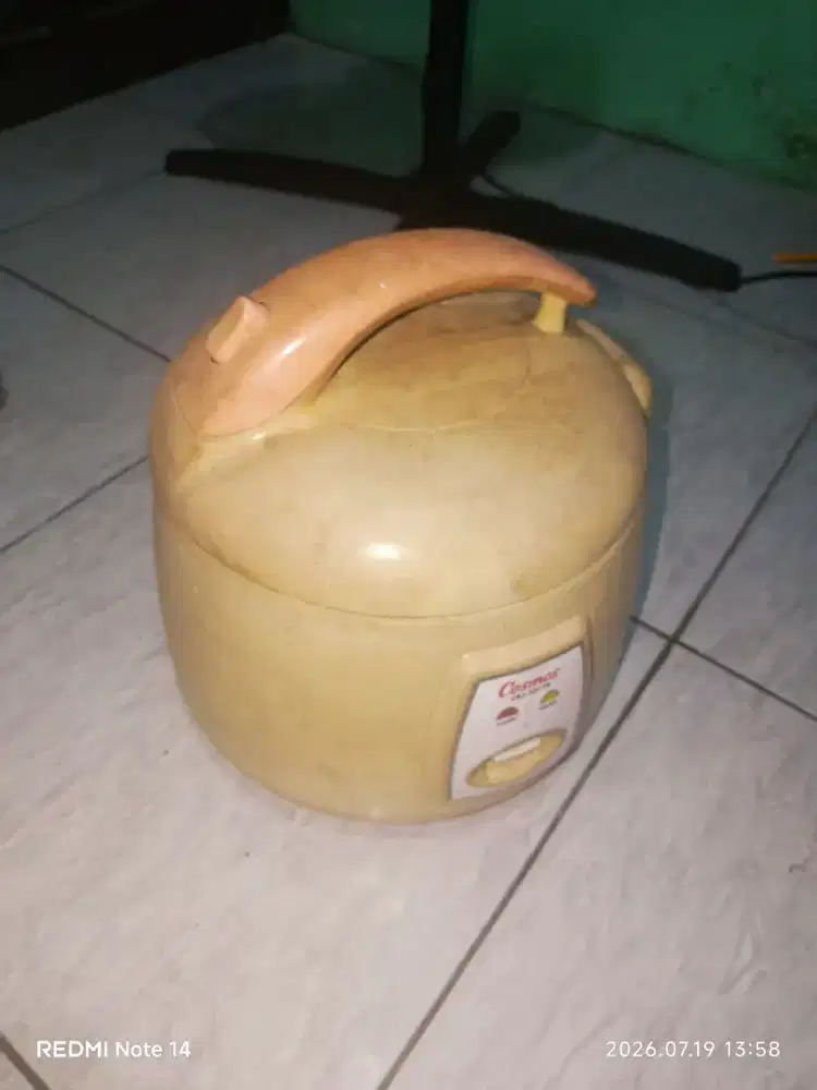 Magicom/Penanak Nasi (Cosmos)
