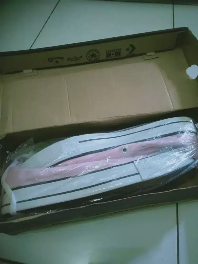 Sepatu Converse