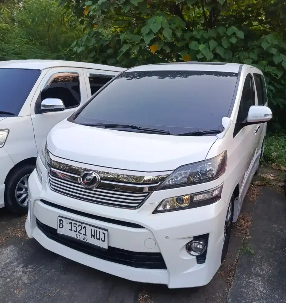 Vellfire Z 2.4 AT 2013 Bensin