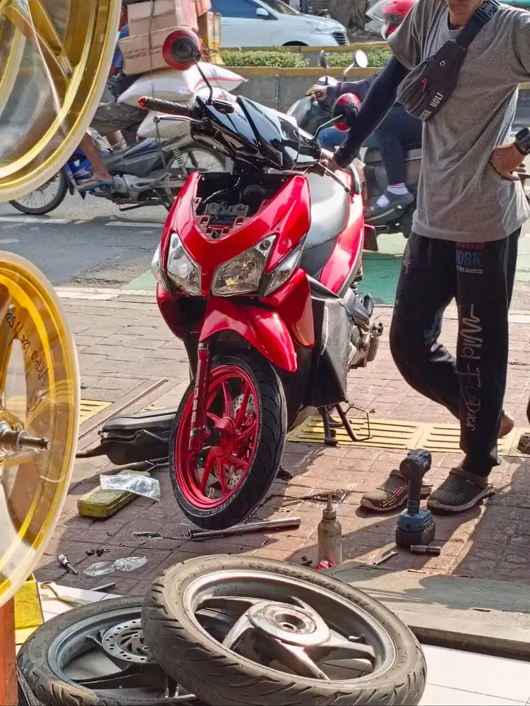 Velg original Vario 110 karbu