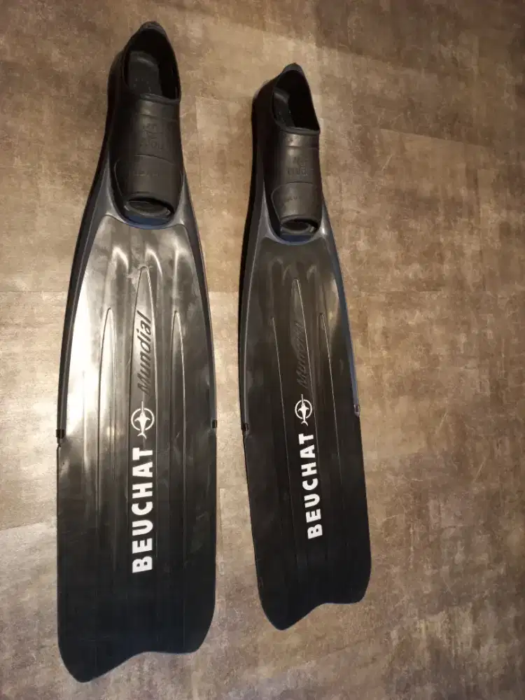 Beuchat Long Fins mundial competition