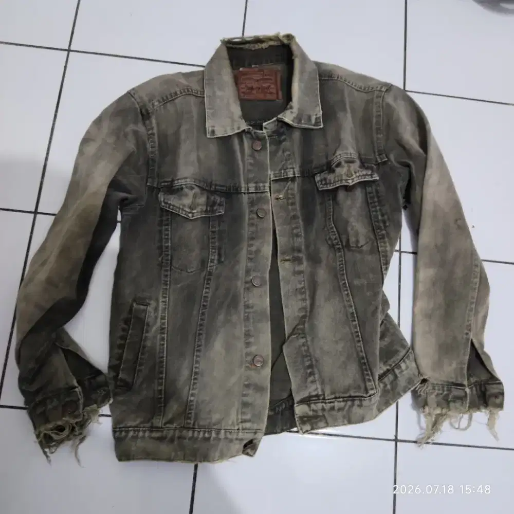 Jaket Denim/Jins Levi's