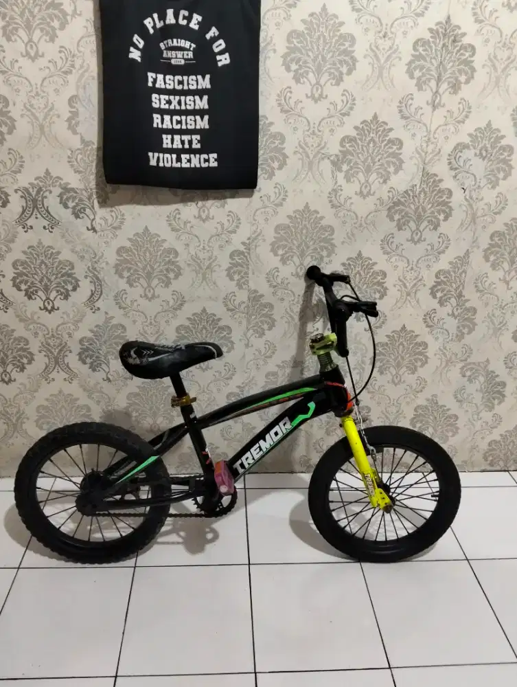 Sepeda BMX anak ukuran 16 untuk umur 4-7 tahun