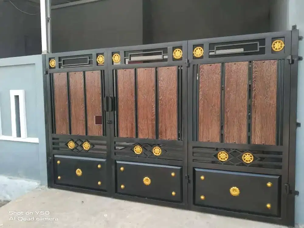 Pintu pagar dorong woodplank terbaru