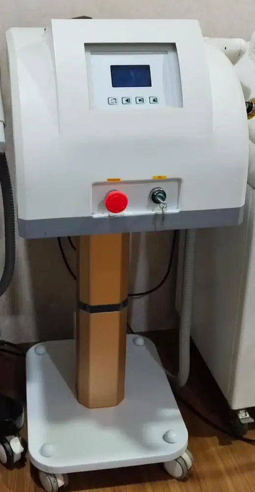 Pre-Owned IPL Machine