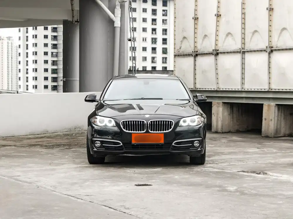BMW 520I Lux Lci facelift 2015 DP 28JT