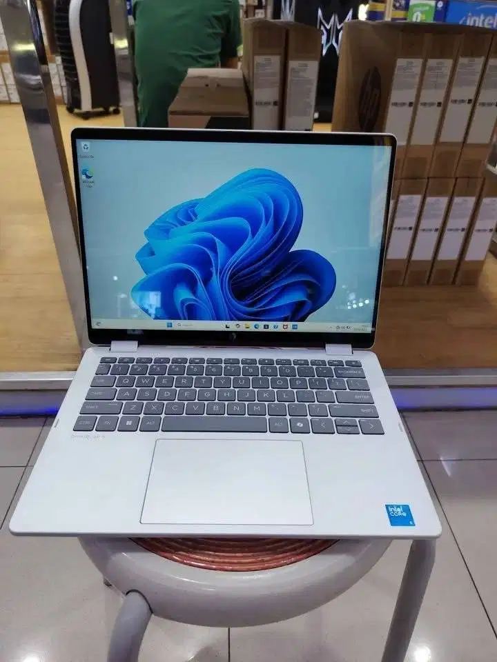 HP Omnibook 5 FLIP FP0558TU Intel Core 5 120U 16GB SSD 512GB 14″TouchS