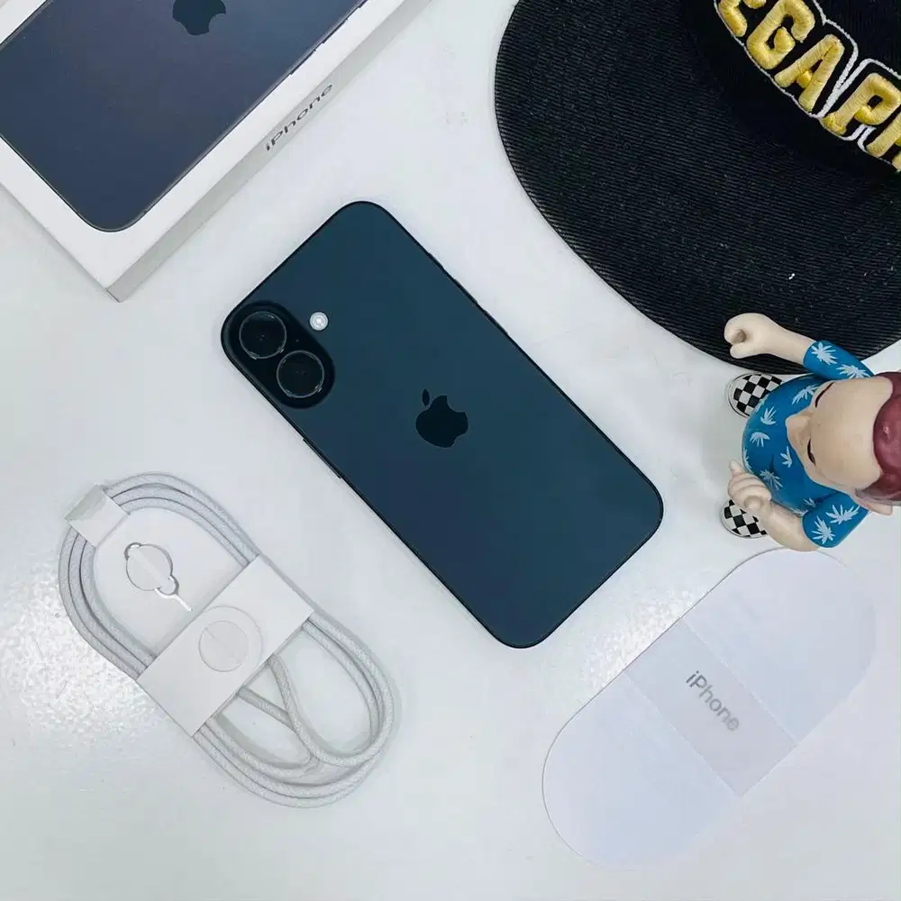 Second iphone 16,black 128gb bh 90% garansi resmi