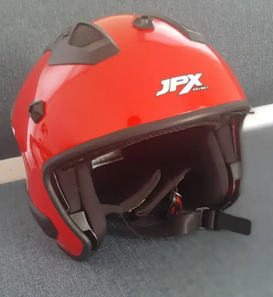 Helm JPX MX  Red solid