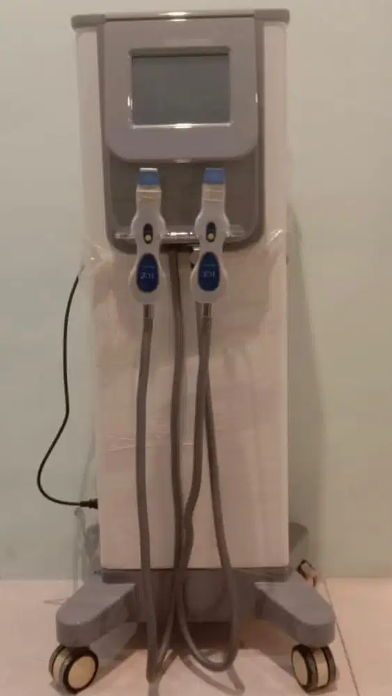 THERMAGE MACHINE