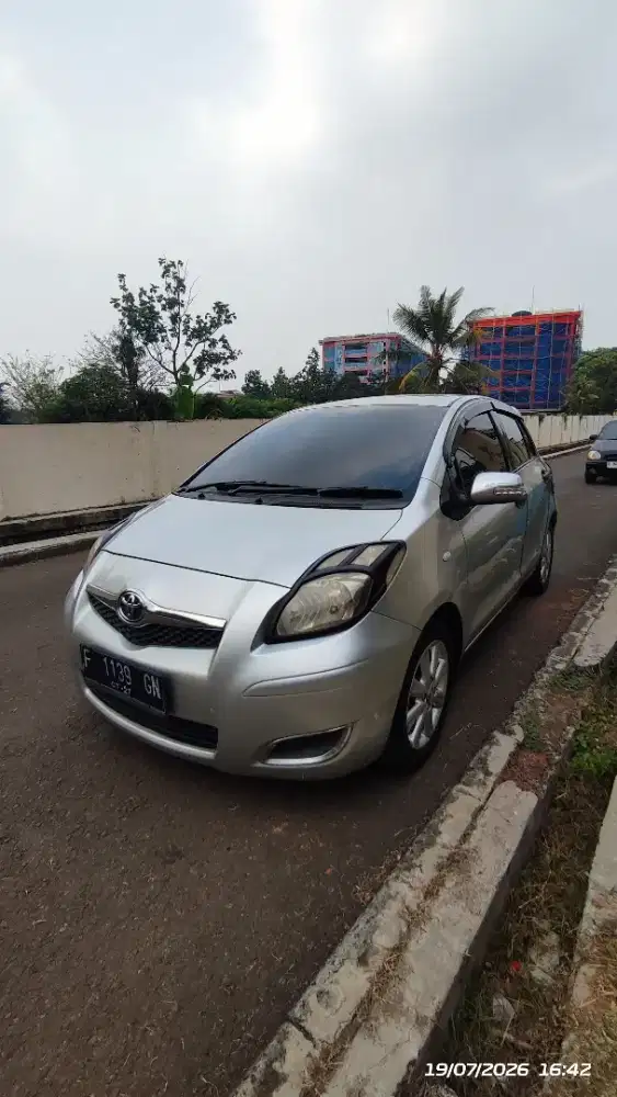 Toyota yaris metic 2010 aman