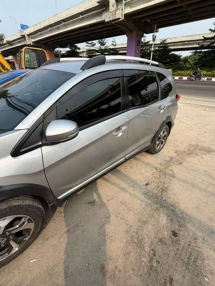 Honda BRV 2016 ECVT Pemakaian Pribadi Audio sdh Upgrade