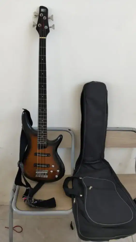 Dijual Cepat Gitar Bass Ibanez Mulus
