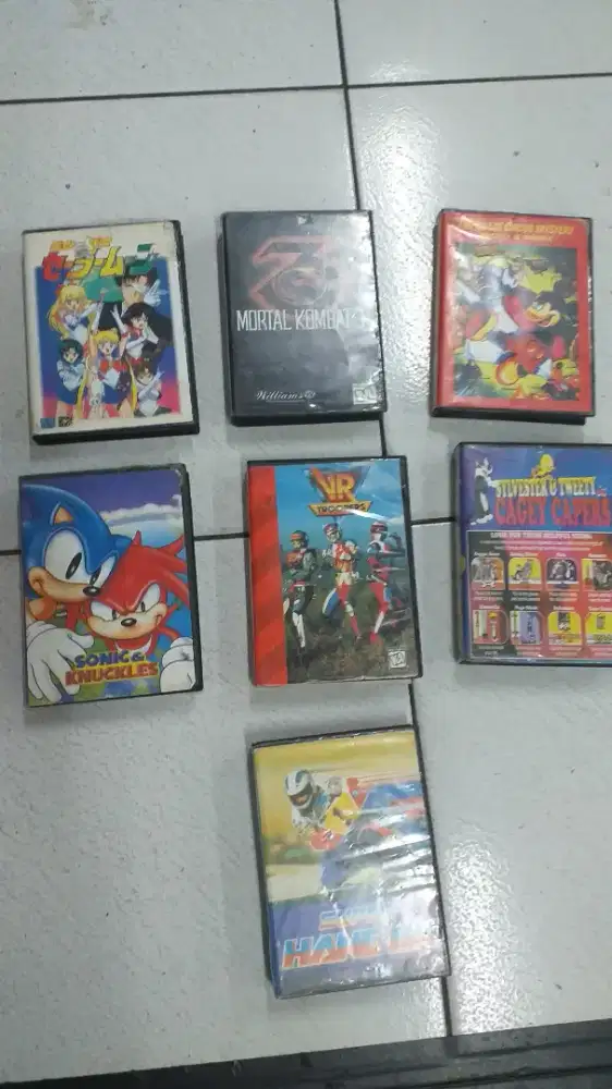 Jual kaset Sega dan Nintendo jadul