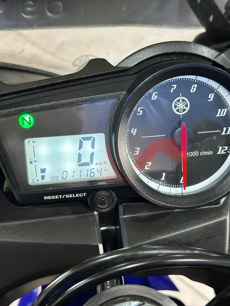 Km Rendah Yamaha R15 V2 150 CC 2015