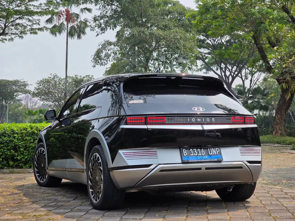 TDP 85.JT| HYUNDAI IONIQ 5 SIGNATURE LONG RANGE 2023 HITAM SEGER !!
