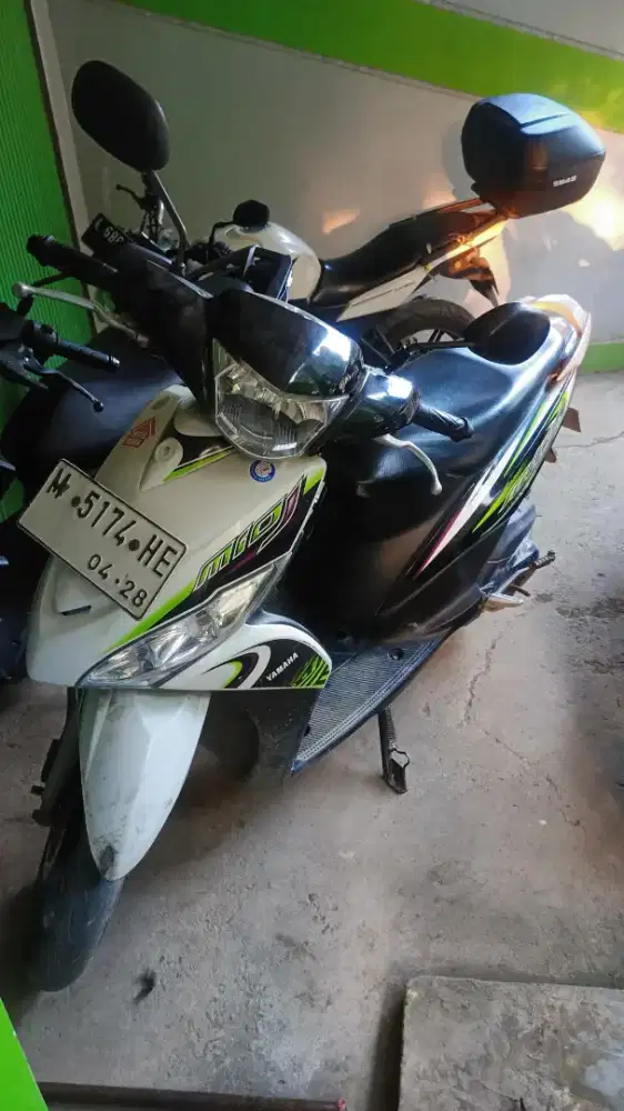 Mio j tgn pertama dr baru